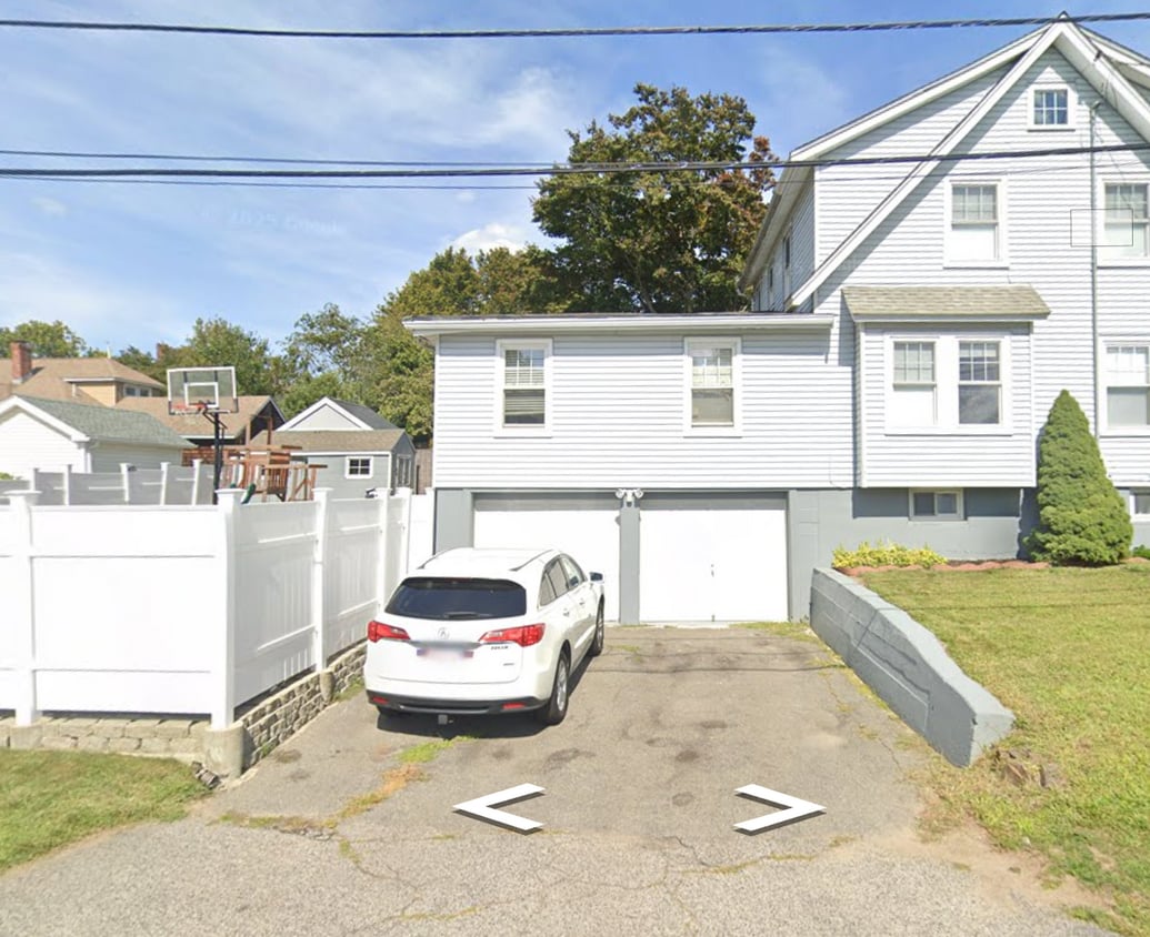 Building Photo - 105 Bickford Rd