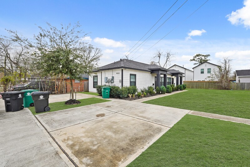 Photo - 4802 Cruse Road - 2