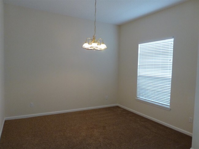 Foto del edificio - 1012 Arbor Trails Ct