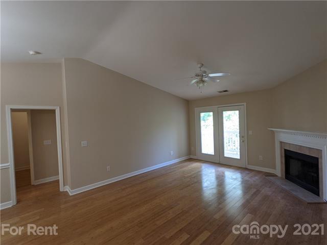 Foto del edificio - 10632 Hill Point Ct