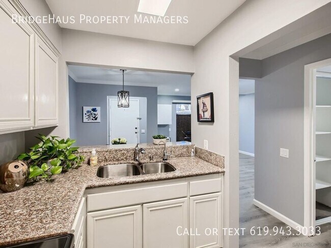 Foto del edificio - Perfectly Located Studio Condo In Mission ...