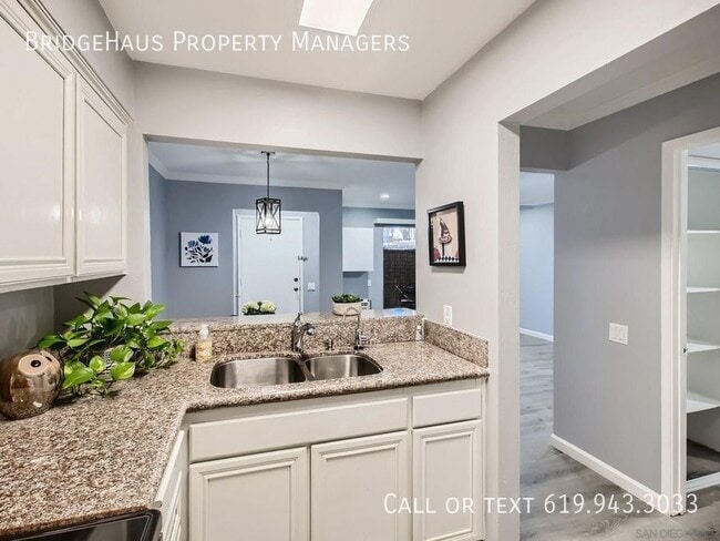 Building Photo - Perfectly Located Studio Condo In Mission ...