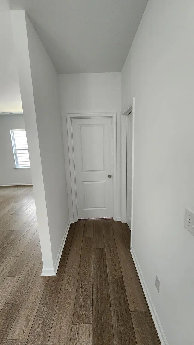 Foto del edificio - Room in House on Godwit Ln