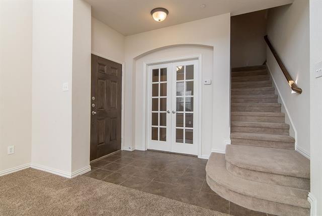 Building Photo - 8740 Bigelow Dr