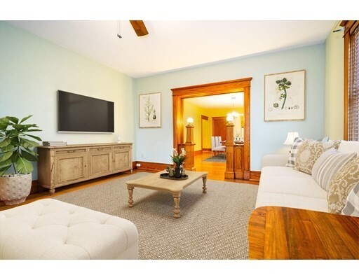 Building Photo - 103 Mott St
