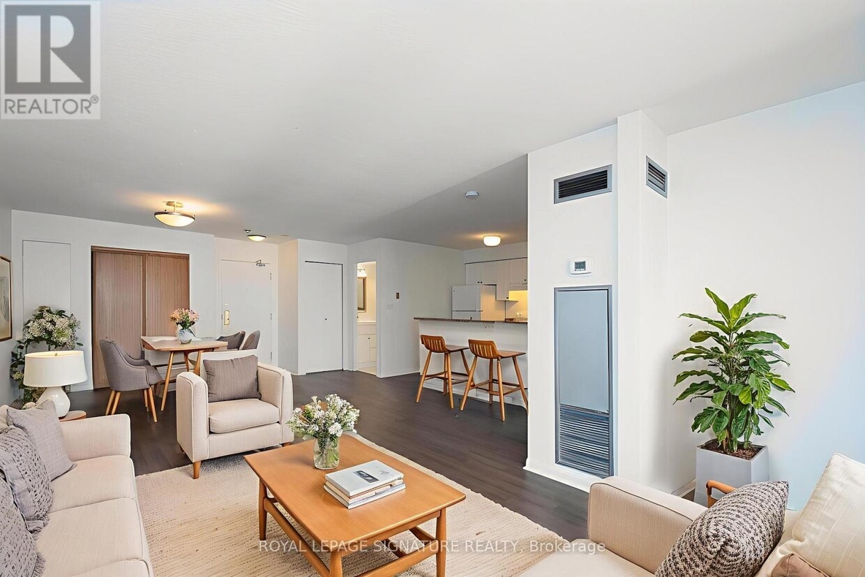 Photo principale - 25-825 Grenville St