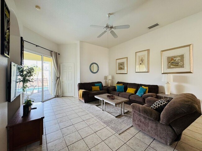 Foto del edificio - 400 Montara Dr