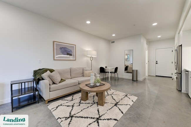 Building Photo - 556 E 2100 S