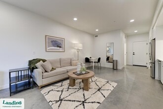 Building Photo - 556 E 2100 S