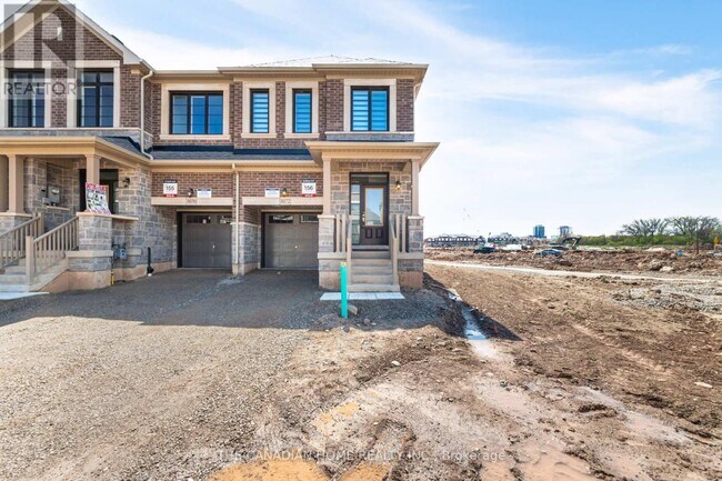 Building Photo - 3072 Robert Lamb Blvd