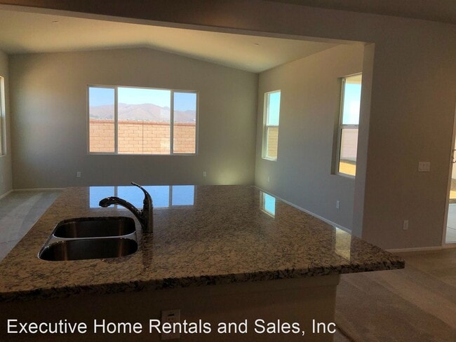 Building Photo - 24716 Coldwater Canyon Trail
