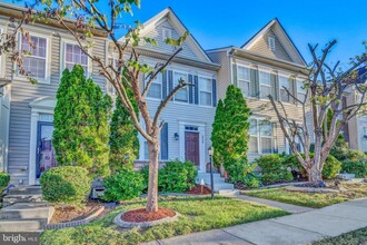 Building Photo - 2230 Diloreta Dr