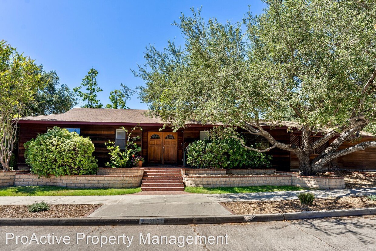 Primary Photo - 3 br, 2 bath House - 3031 Menlo Dr