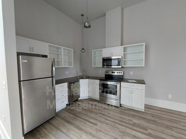 Foto del edificio - 260 SE Paradise St