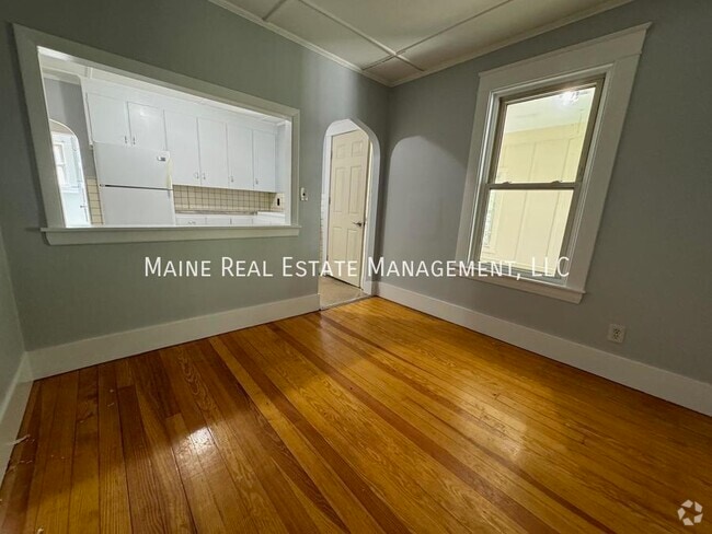 Building Photo - 1 Bellevue St