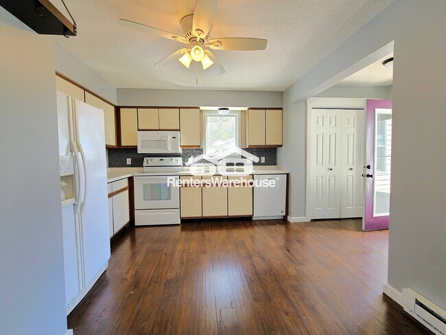 Building Photo - 317 Nicole Ln