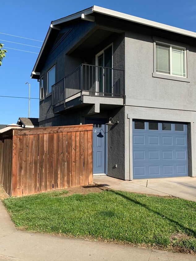 2753 Ceanothus Ave, Chico, CA 95973 Townhome Rentals in Chico CA