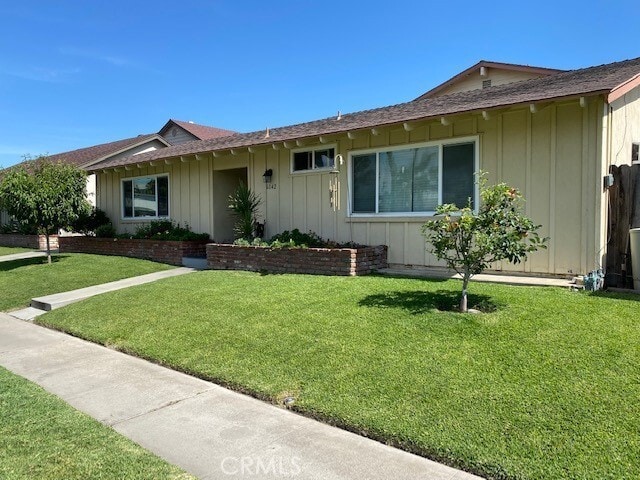 Foto del edificio - 6042 Lime Ave