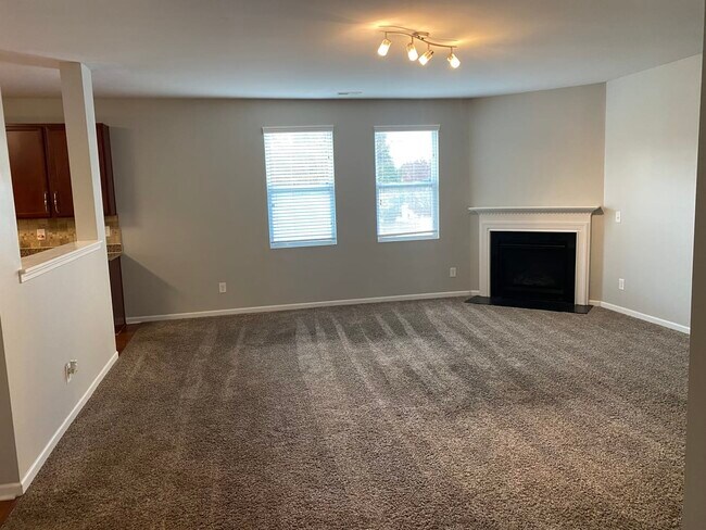 Foto del edificio - 8615 Heartleaf Rd