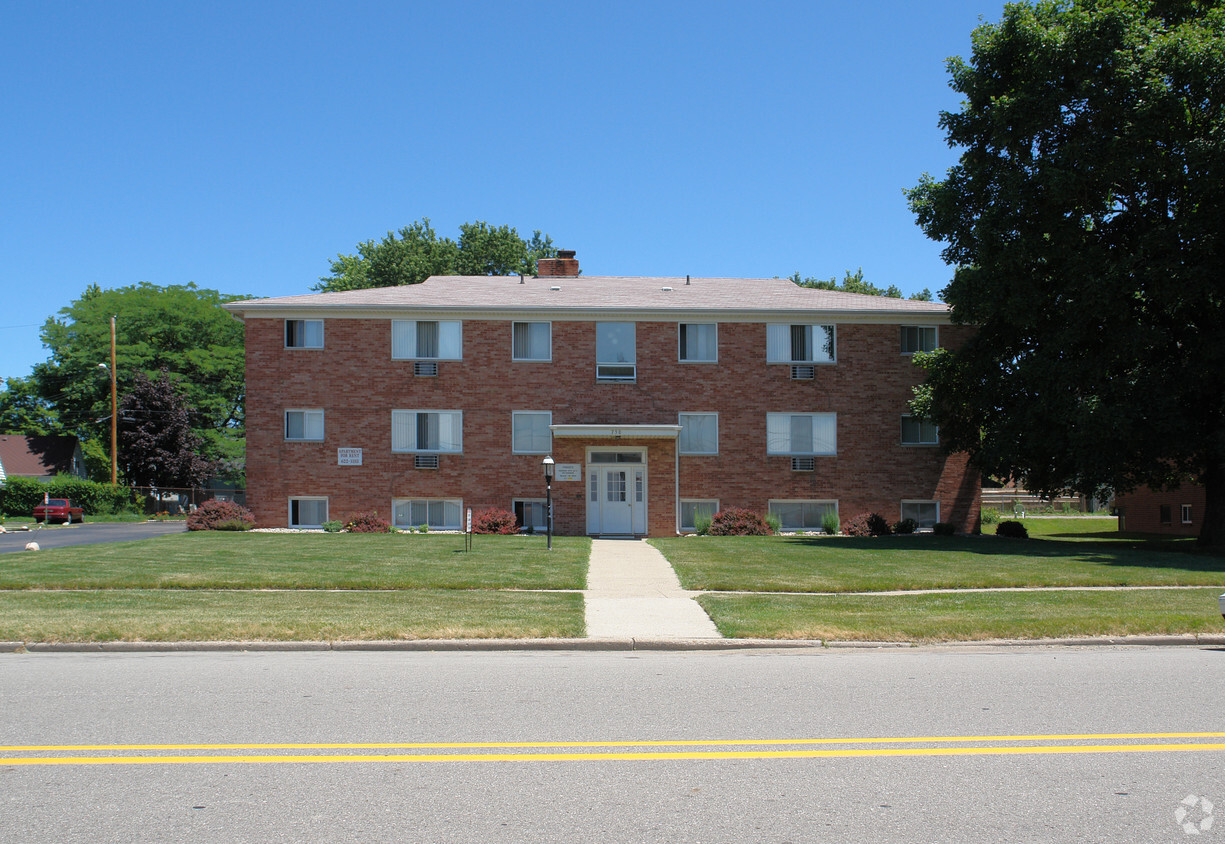 Building Photo - Prince's Edgemont Apartment Blg 2