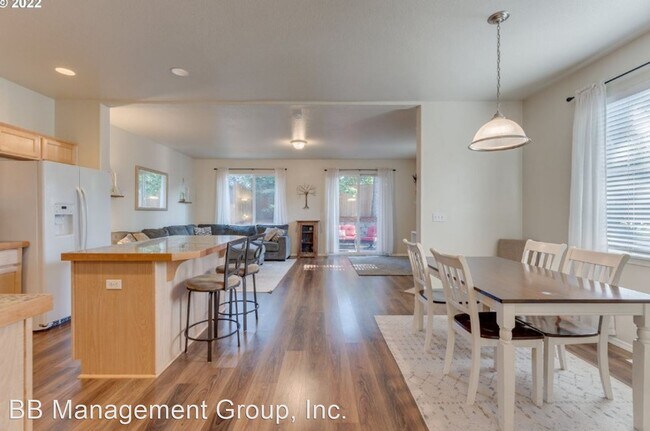 Building Photo - 3 br, 2.5 bath House - 21932 SW Vittner Lane