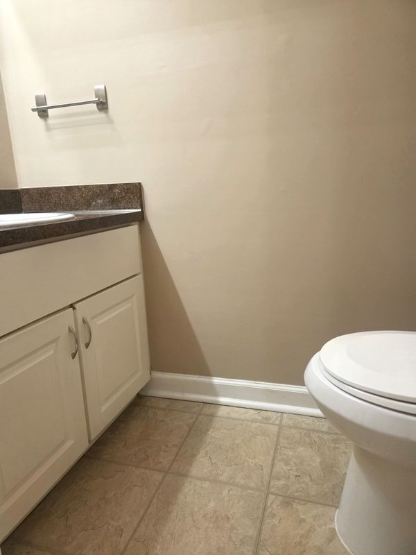 Foto del edificio - 41555 Bedford Dr