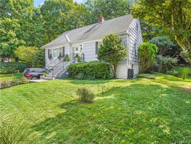 Building Photo - 1035 Shore Acres Dr