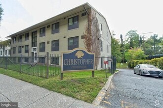 Building Photo - 3111 Naylor Rd SE