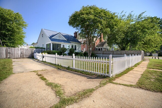 Building Photo - Call Sabrina Thomas at 757-767-0767 for more information