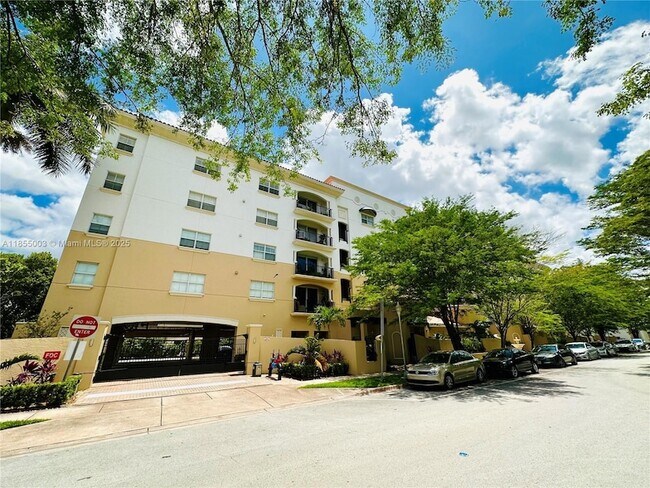 Foto del edificio - 118 Zamora Ave