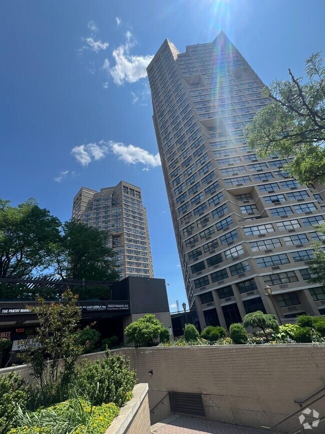 Building Photo - 7000 JFK Blvd E