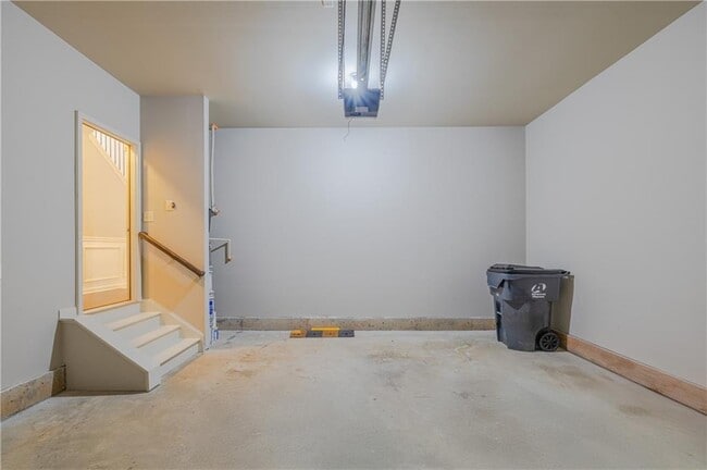 Foto del edificio - 3229 Woodward Down Trail