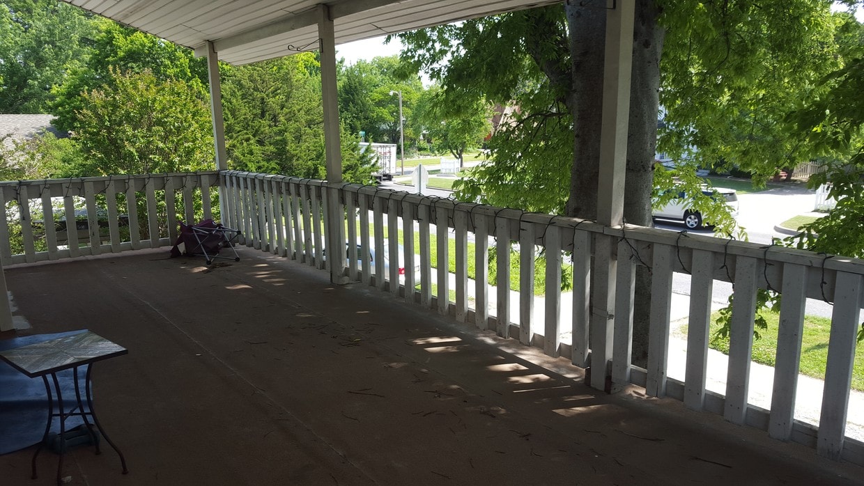 Building Photo - OU CAMPUS 6 UNITS