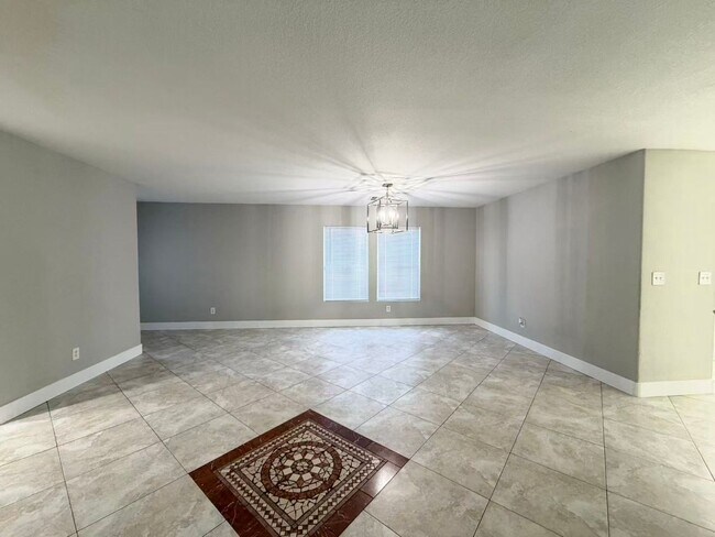 Building Photo - 8469 Cavaricci Ave
