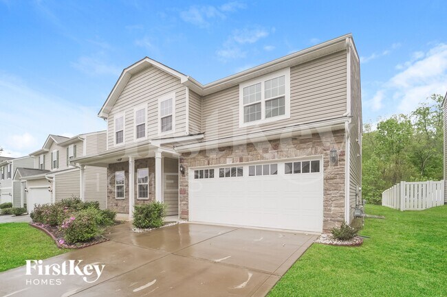 Foto del edificio - 8739 Balsam Bay Rd