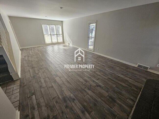 Building Photo - 1976 Alderbranch - Available Now!