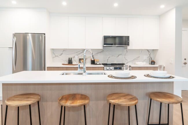 Building Photo - Woodland Place