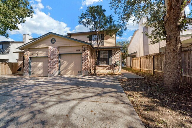 Foto del edificio - 3 Bedroom/2.5 Bath The Village At Rustic Park