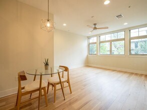 Building Photo - 908 Nueces St