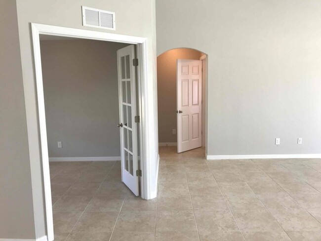 Foto del edificio - 2512 NW 24th Terrace