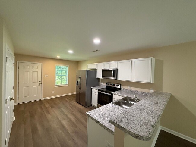 Foto del edificio - Nice 2 bedroom, 2 bath duplex. No pets allowed.