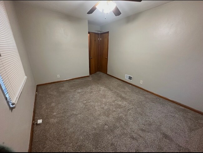 Building Photo - 3721 Douglas Rd