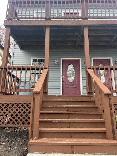 Building Photo - 106 Parade St