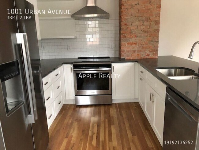Foto del edificio - 1001 Urban Ave - Available Early December