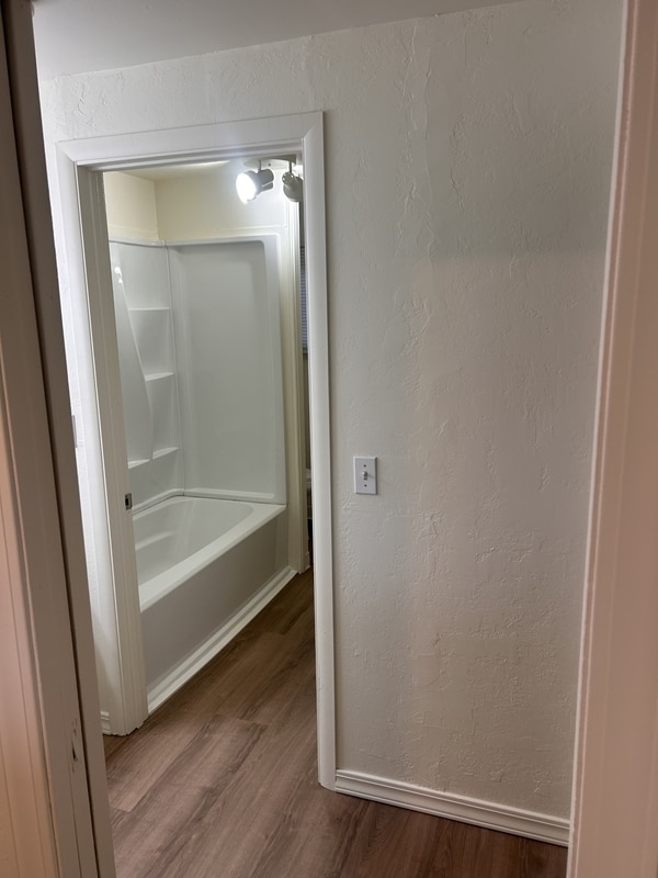 Building Photo - 6032 Portal Way