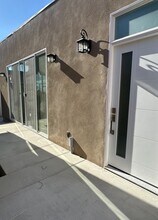 Building Photo - 3443 W 171st St