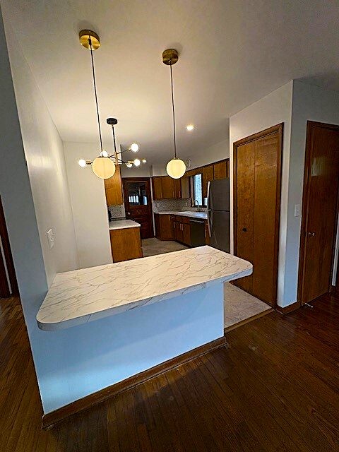 Open to Living Room - 2350 N Eastman Rd