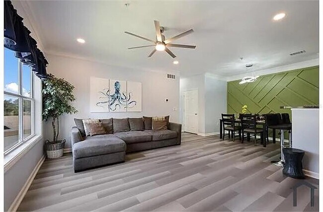 Foto del edificio - 4802 51st St W