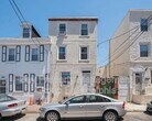 Primary Photo - 1037 Crease St