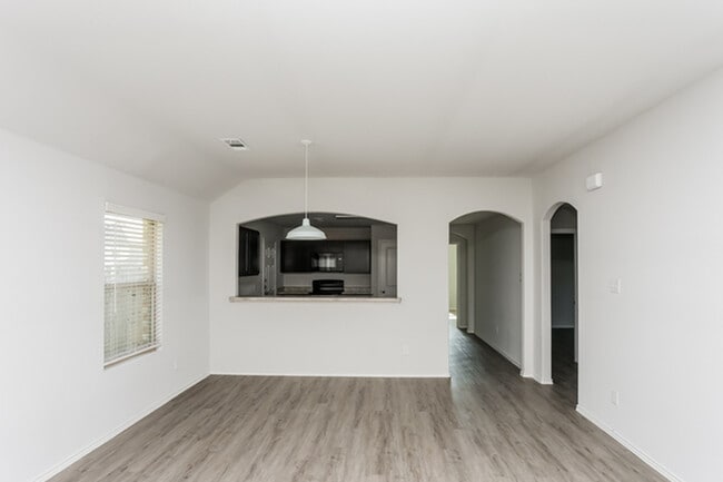Building Photo - 3803 Job Dr